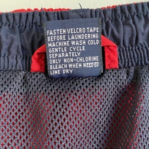 Roundtree and Yorke Red Swim Trucks Large - Picture 6 of 9